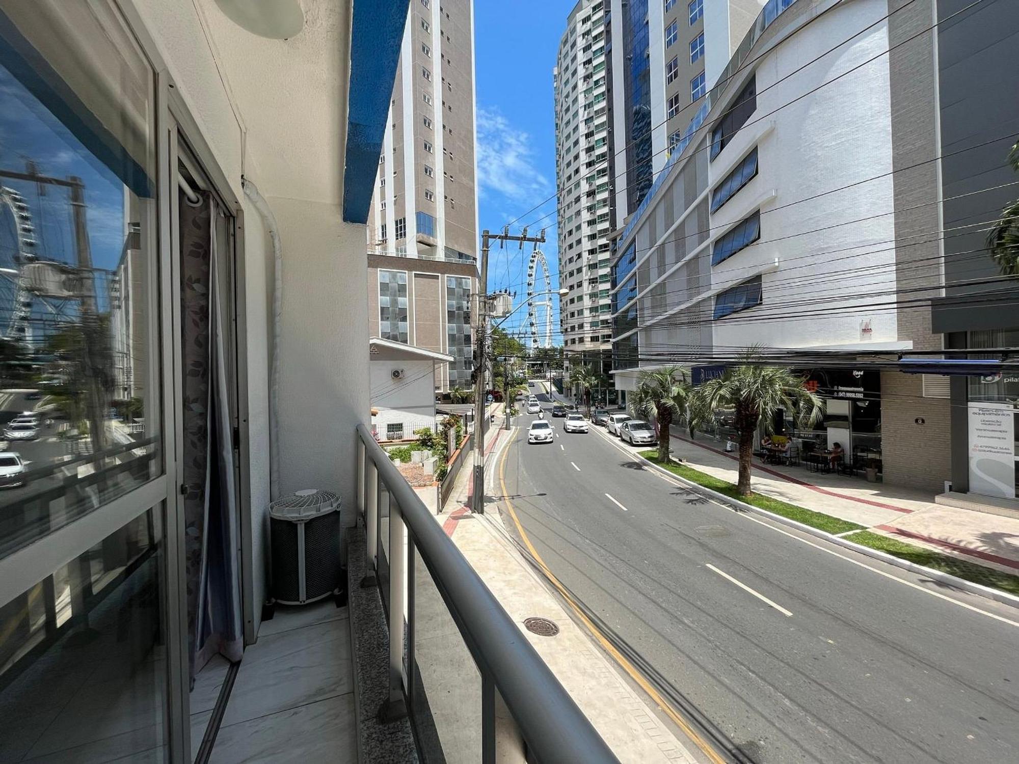 Apartment Ma01- Kitnet Com Ar | Vista Big Wheel | Garagem *