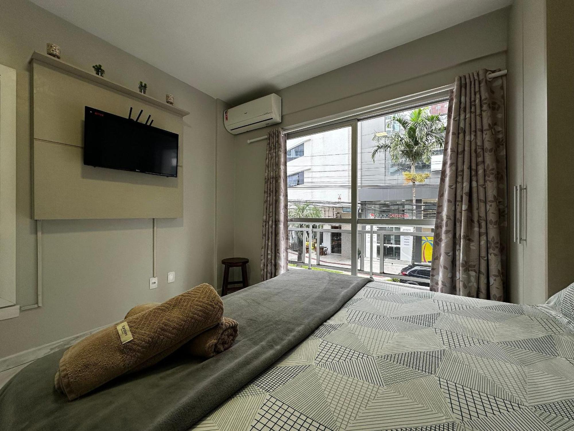 Apartment Ma01- Kitnet Com Ar | Vista Big Wheel | Garagem *
